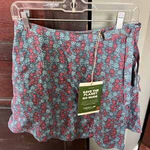 Toad & Co Hillrose Wrap Skirt in Desert Sky Ditsy print.